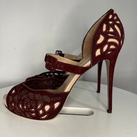 Valentino Burgundy Suede Cutout Platform Heels - Size 41 - Mint Condition - Picture 2 of 9